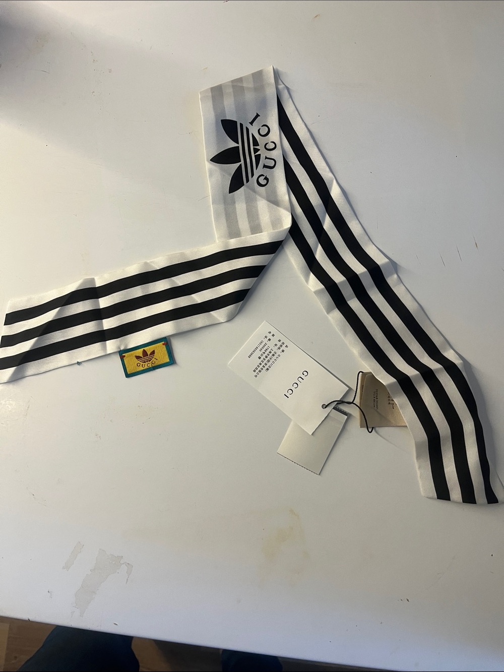 Gucci x ADIDAS Twilly - Picture 1 of 9